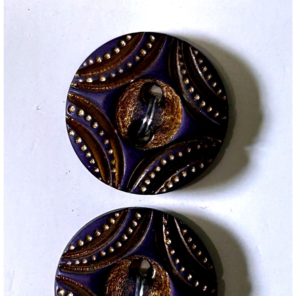 La Mode Purple Gold Embossed‎ Buttons 5/8 Inch 16mm Made in Italy 3 Count 45358